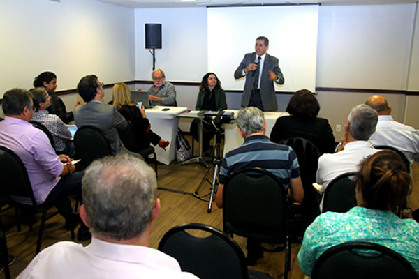 manutencao-do-emprego-e-tema-central-da-reuniao-do-comando-n_52a5368beace41ed9c6a7df4b638ec17